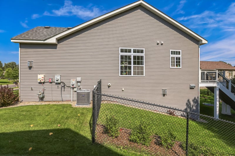 6509 Tessman Ln N, Brooklyn Park, MN 55445