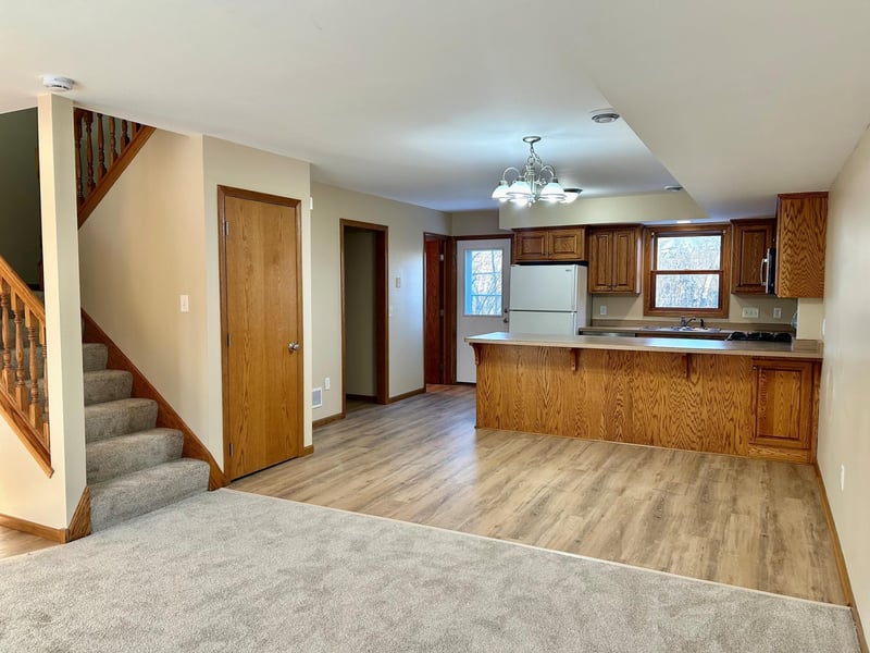 4285 Lindsey Ln, Minnetonka, MN 55345