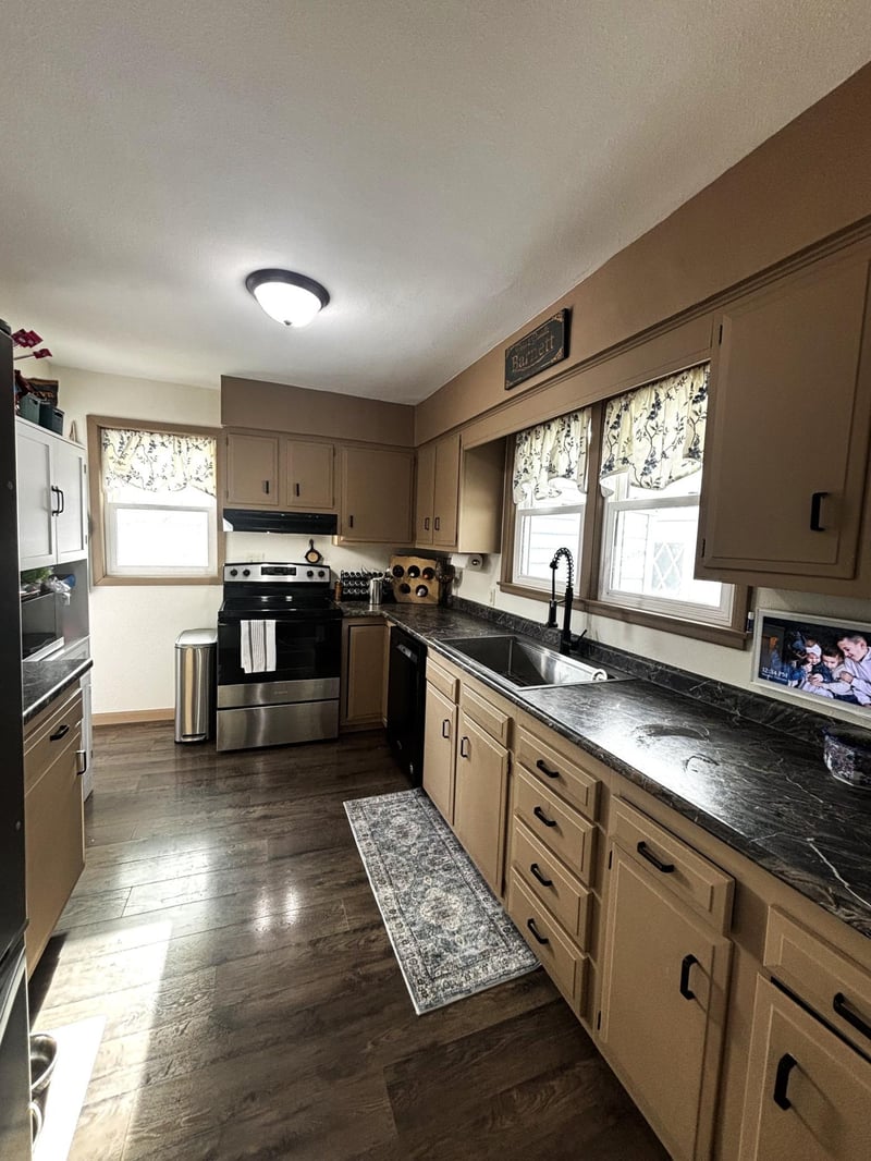 604 7th Ave SW, Pipestone, MN 56164