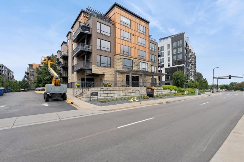 3104 W Lake St #412, Minneapolis, MN 55416
