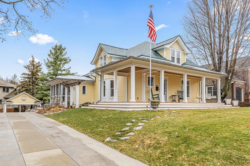 6509 Belmore Ln, Edina, MN 55343