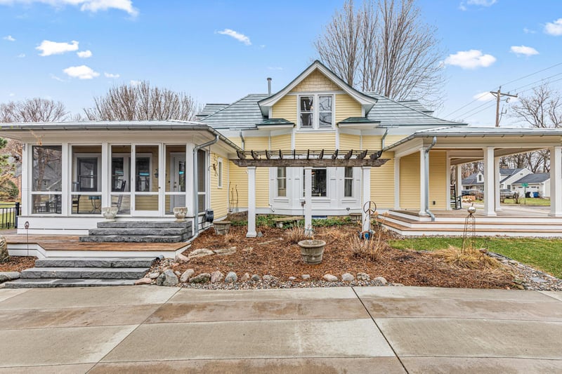 6509 Belmore Ln, Edina, MN 55343