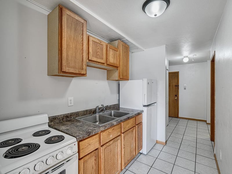 881-889 Maryland Ave E, Saint Paul, MN 55106