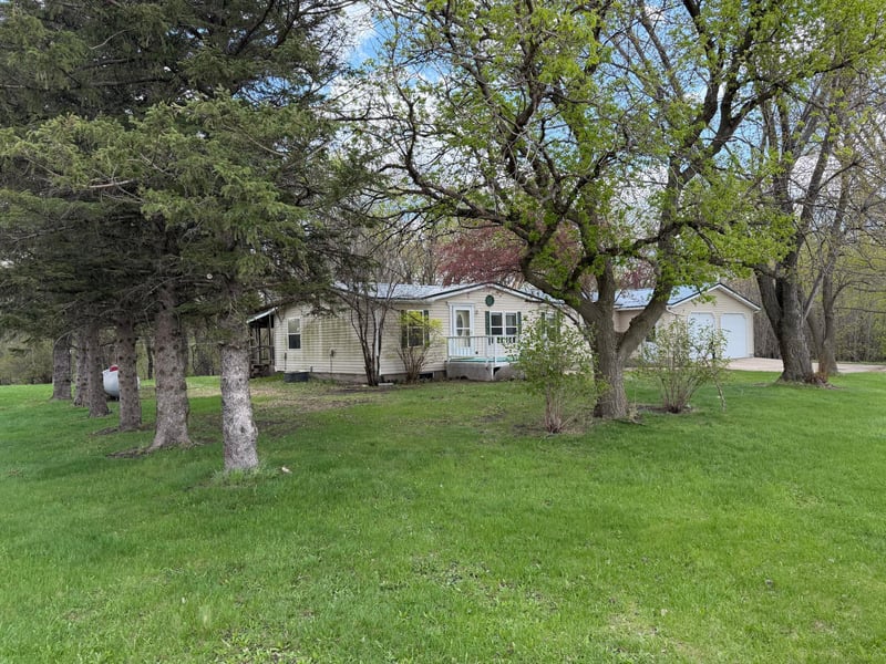 37026 710th Ave, Saint James, MN 56081