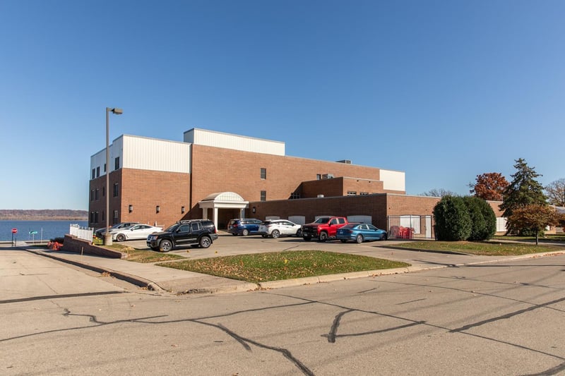 900 S Lakeshore Dr #405, Lake City, MN 55041