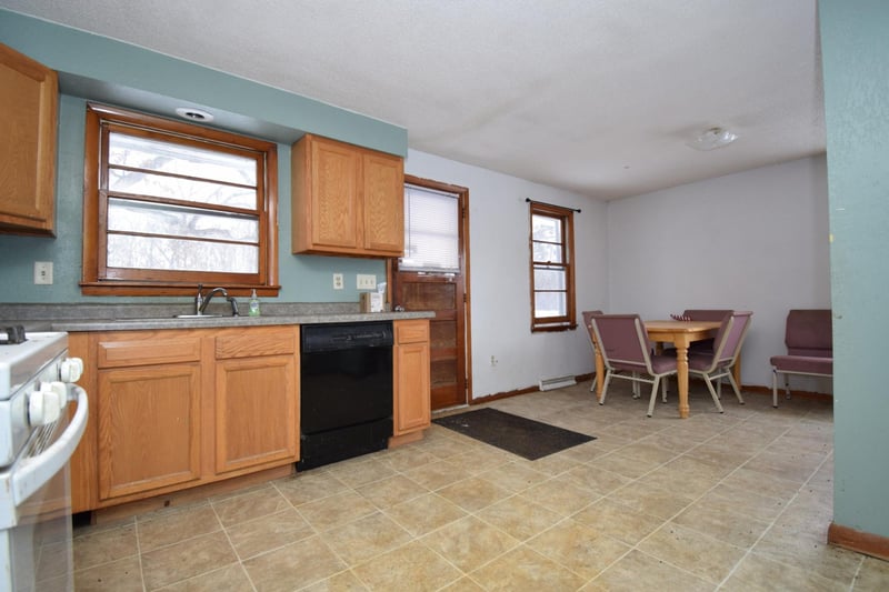 5558 - 5546 State Road 70, Webster, WI 54893