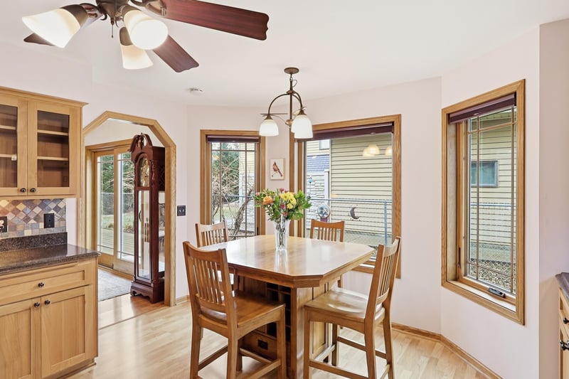 2938 Valento Ln, Little Canada, MN 55117