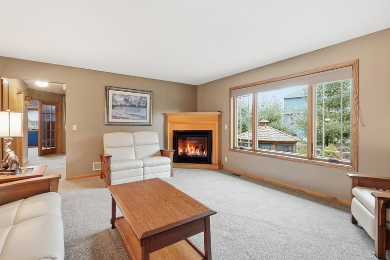 2938 Valento Ln, Little Canada, MN 55117