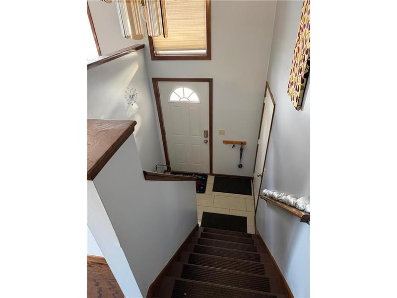 301 Aster Dr, Northfield, MN 55057