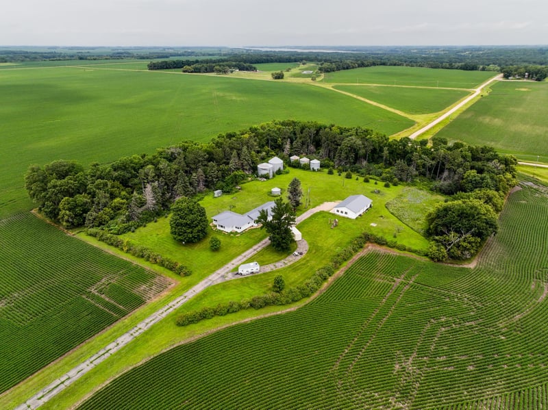 3876 230th St, Montevideo, MN 56265