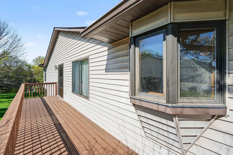 14381 Glenda Dr, Apple Valley, MN 55124