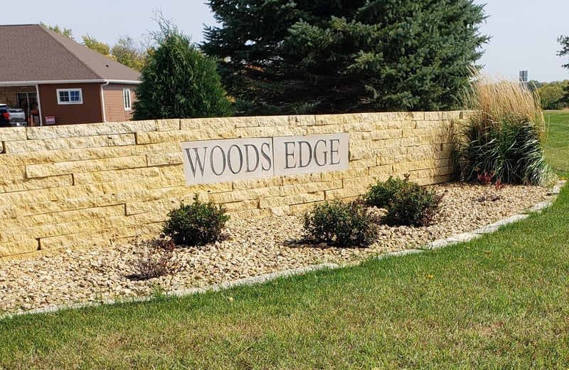 2601 8th St NE, Waseca, MN 56093