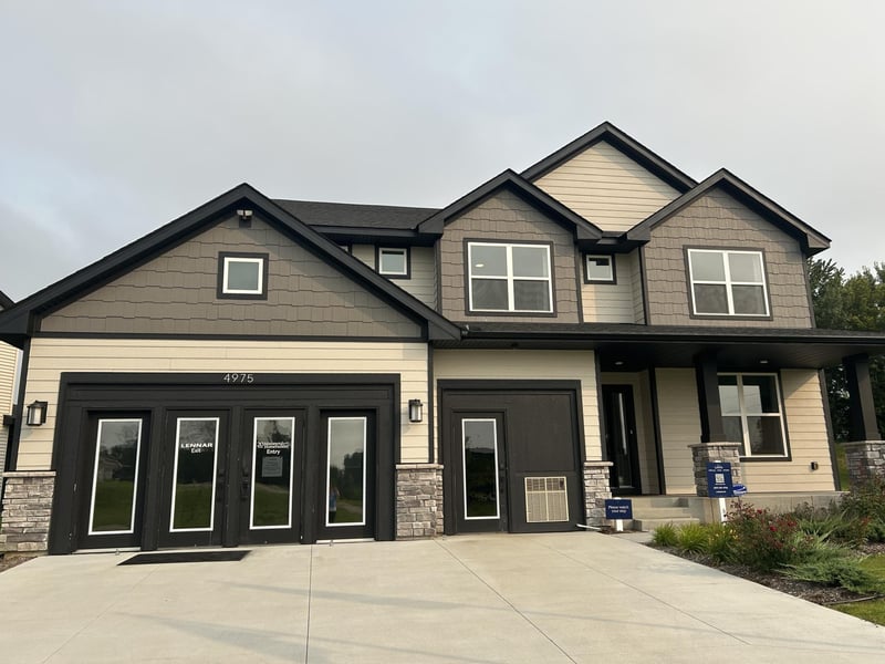 4975 Noble Dr NW, Rochester, MN 55906