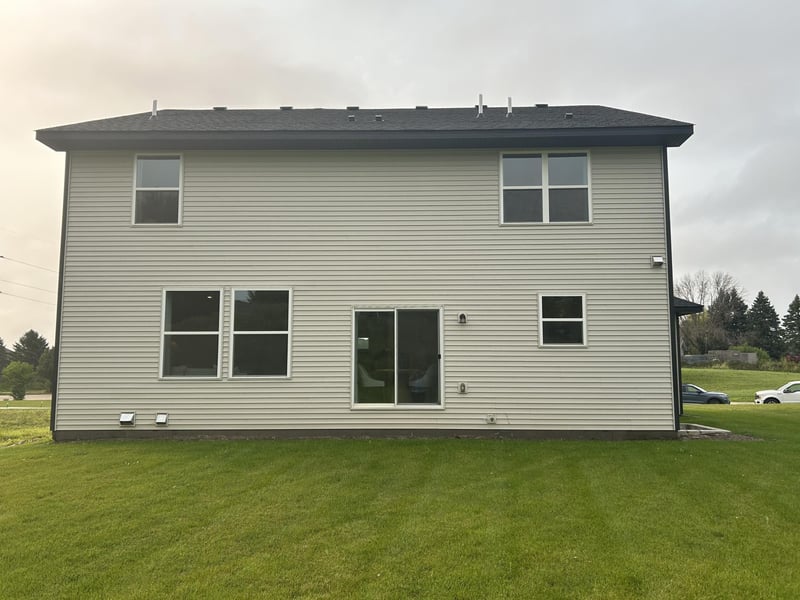 4975 Noble Dr NW, Rochester, MN 55906