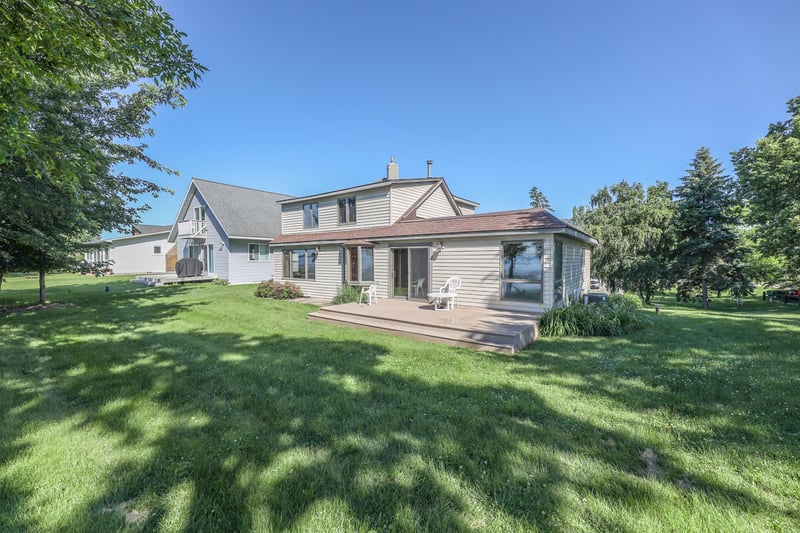 23727 N Lakeshore Dr, Glenwood, MN 56334