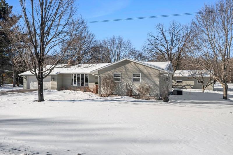43770 Garden Ave, Harris, MN 55032