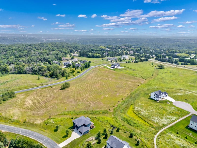 3976 Mayo Woodlands Rd SW, Rochester, MN 55902