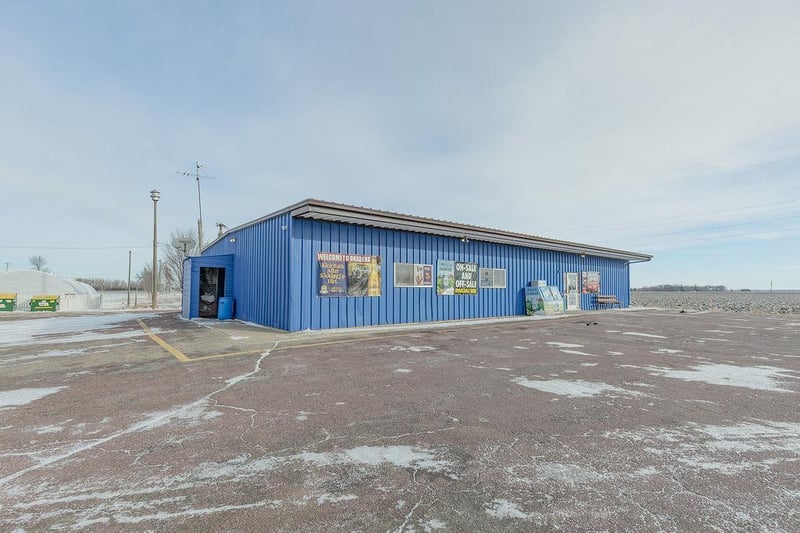 100 Jackson St, Okabena, MN 56161