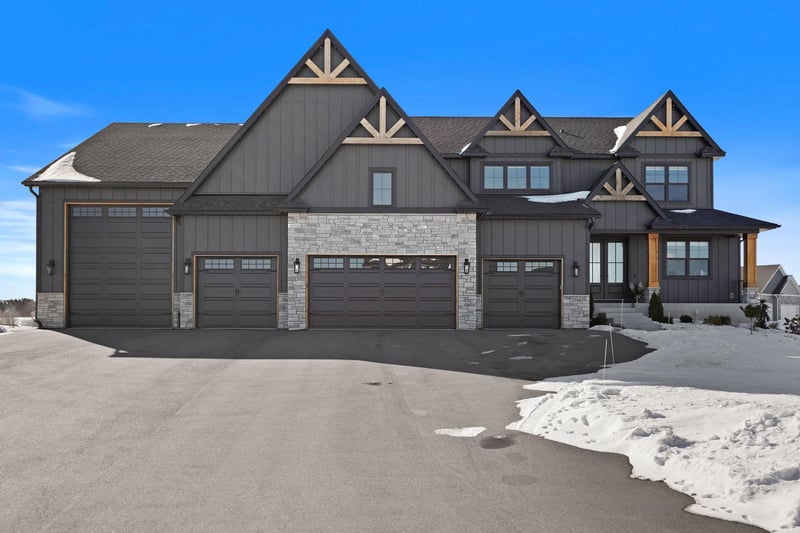 2746 154th Ln NE, Ham Lake, MN 55304