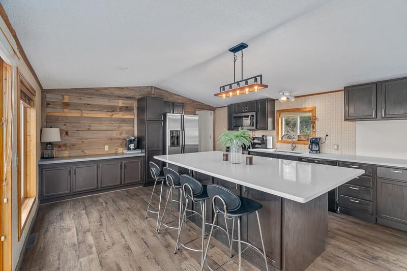 1651 Niles Ln N, Centuria, WI 54824