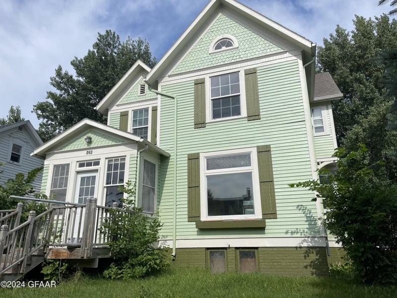 428 S Ash St, Crookston, MN 56716