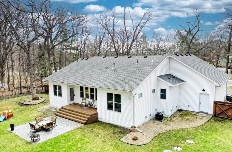 6546 255th St, Wyoming, MN 55092
