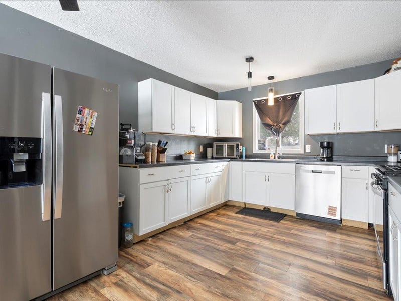 30400 N Spruce Dr, Breezy Point, MN 56472