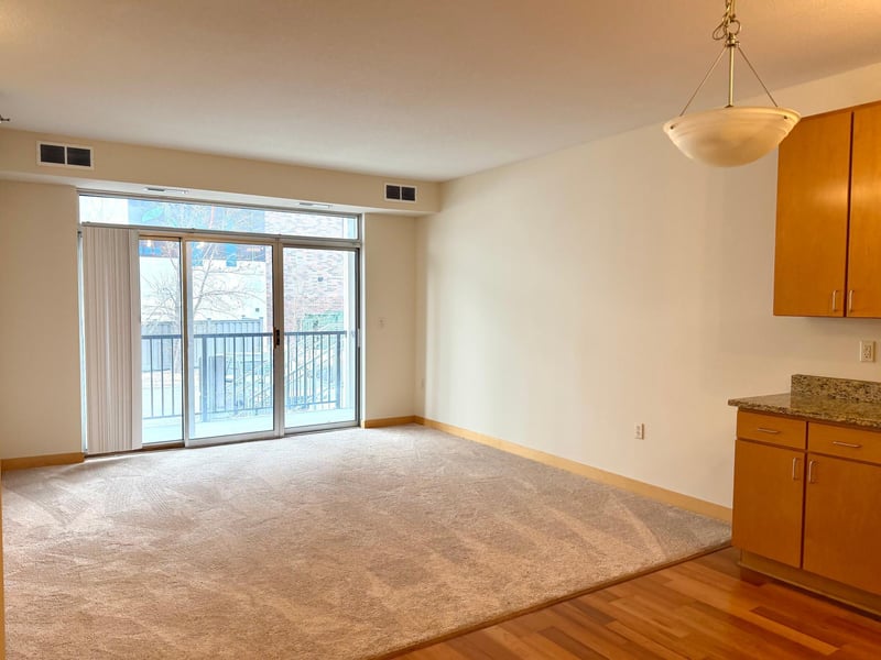 2600 University Ave SE #106, Minneapolis, MN 55414