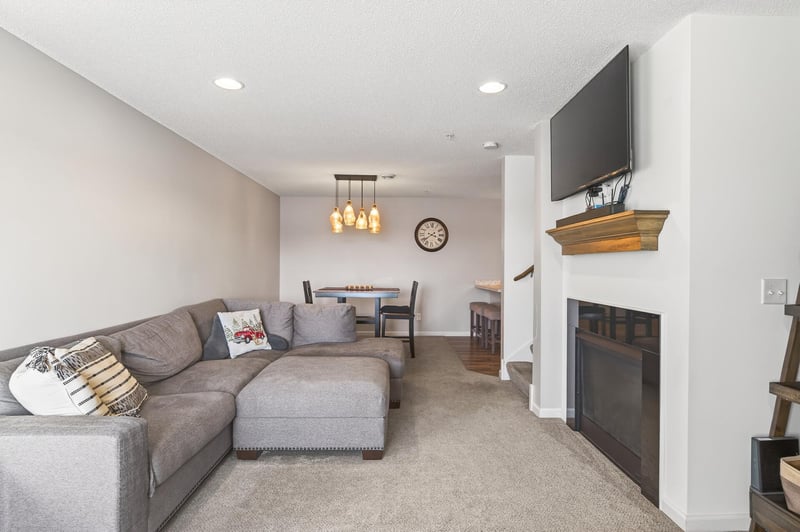 3854 232nd Ave NW #109, Saint Francis, MN 55070