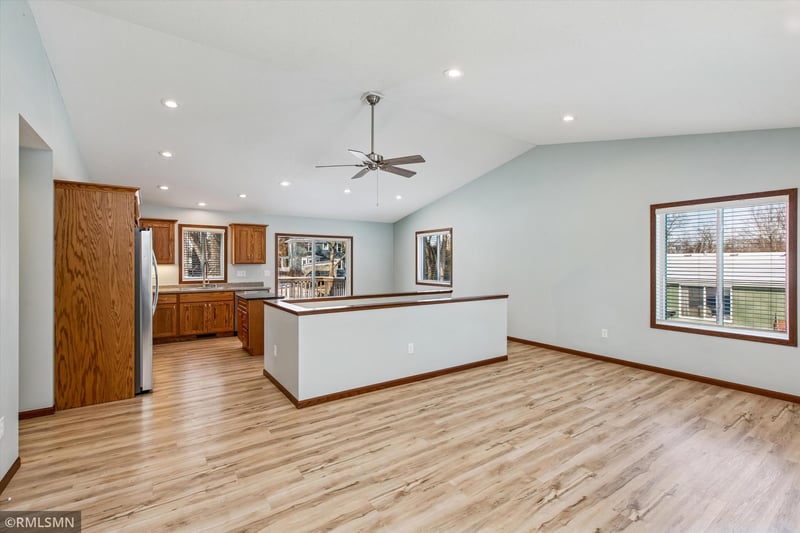 616 3rd St SW, Cannon Falls, MN 55009
