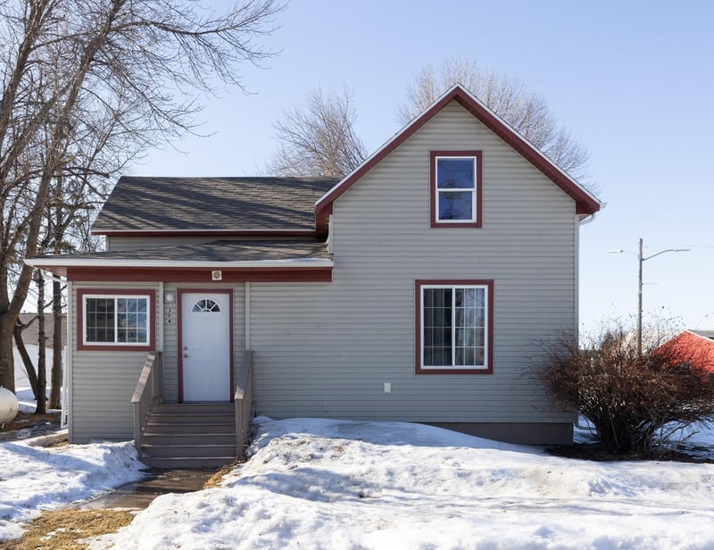 304 1st Ave E, Halstad, MN 56548