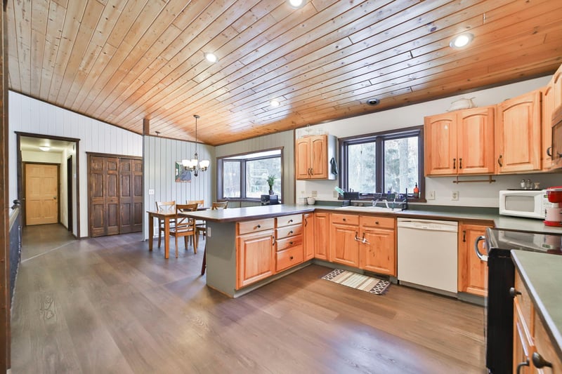 10824 1st Street Cir, Breezy Point, MN 56472