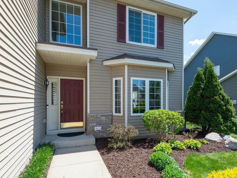 309 Fullerton Ave, Carver, MN 55315