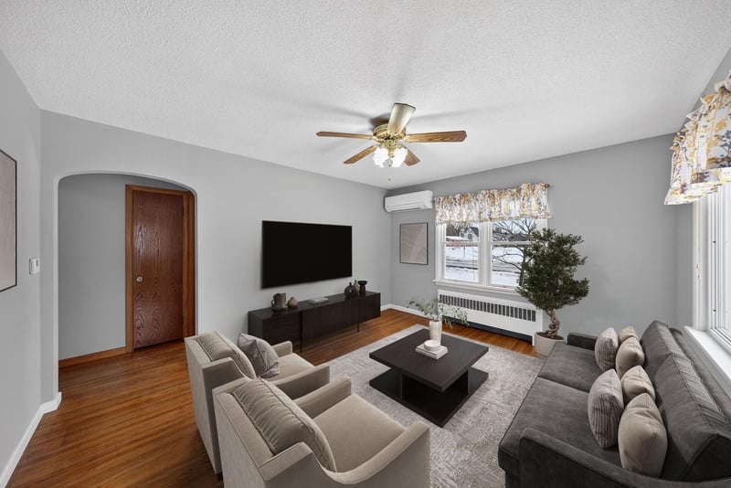 200 S Sheppard St, Kellogg, MN 55945