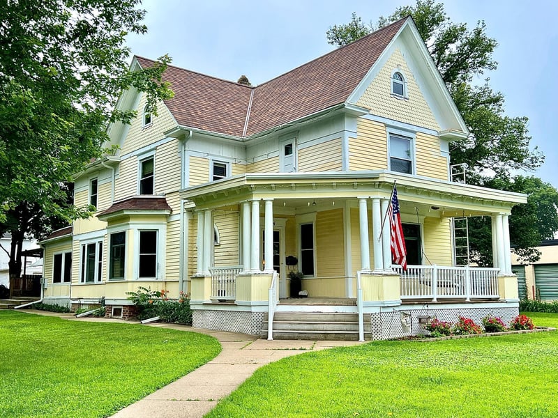 324 Monroe Ave, Ortonville, MN 56278