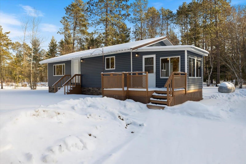 24621 E Long Lake Rd, Bigfork, MN 56628