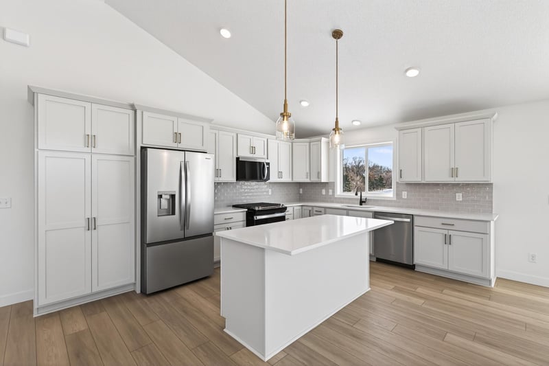 22544 Raven St NW, Oak Grove, MN 55005