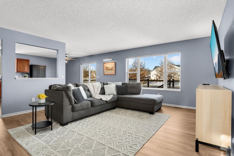 532 Summit Ln, Dundas, MN 55019