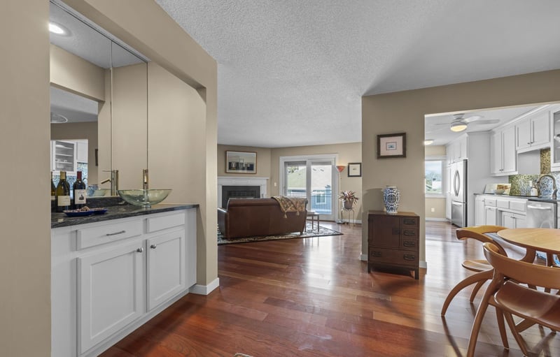 6967 Langford Ct, Edina, MN 55436