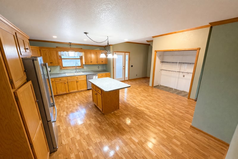 31318 830th St, Brewster, MN 56119