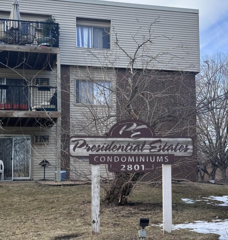 2801 Flag Ave N #102, New Hope, MN 55427