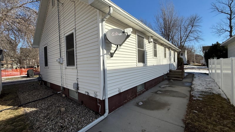 209 N 10th St, Montevideo, MN 56265