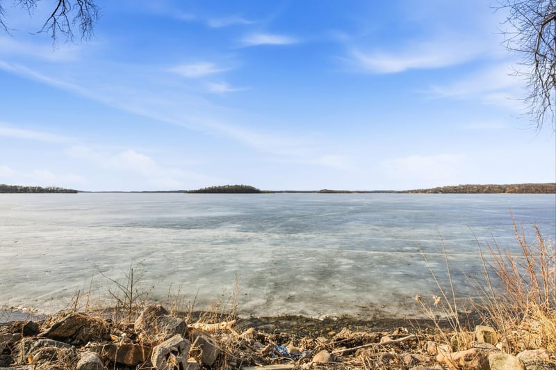 16016 Lake Koronis Rd, Paynesville, MN 56362