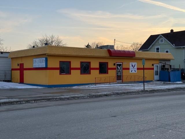 501 W Oakland Ave, Austin, MN 55912
