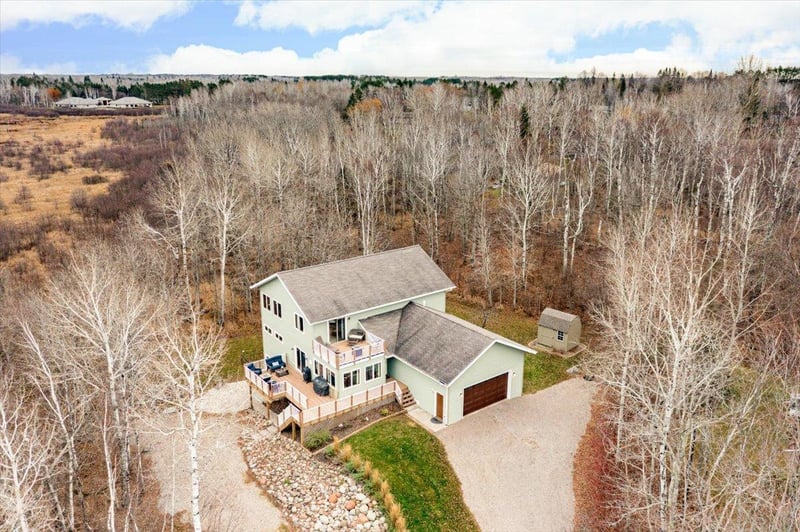 5224 Falcon Dr, Hermantown, MN 55811