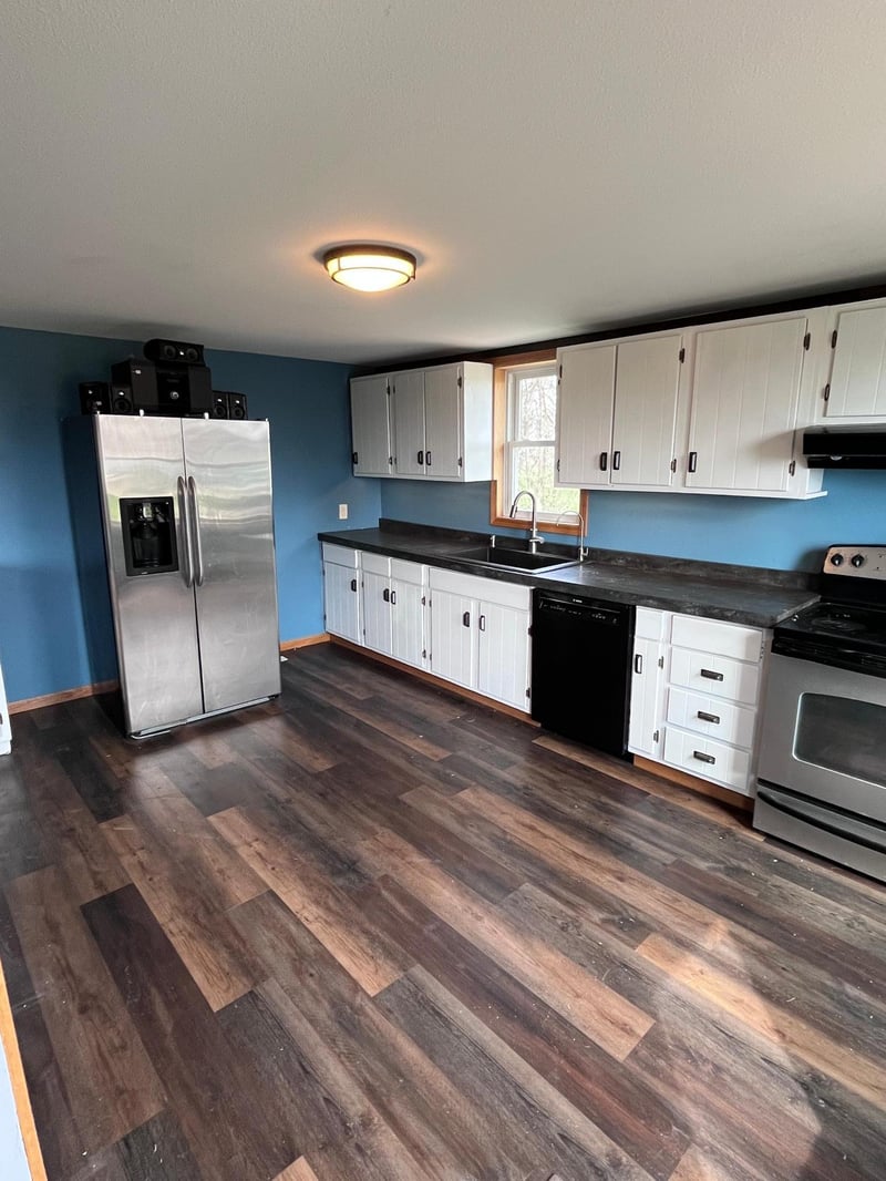 21510 430th Ave, Morris, MN 56267
