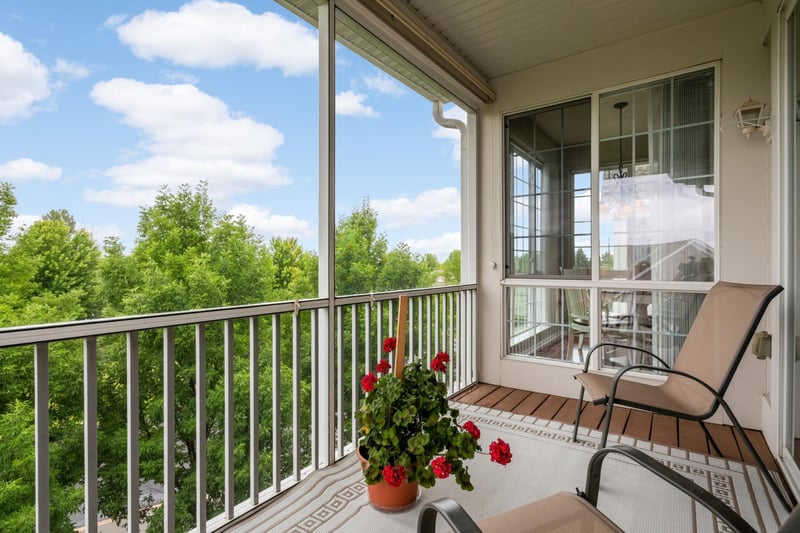 100 Clydesdale Trl #328, Medina, MN 55340