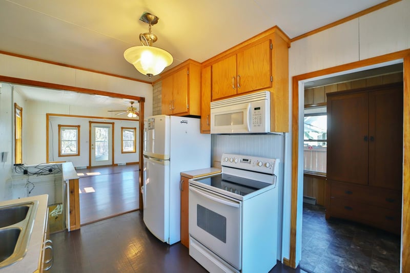 47436 Whistle Rd, Isle, MN 56342