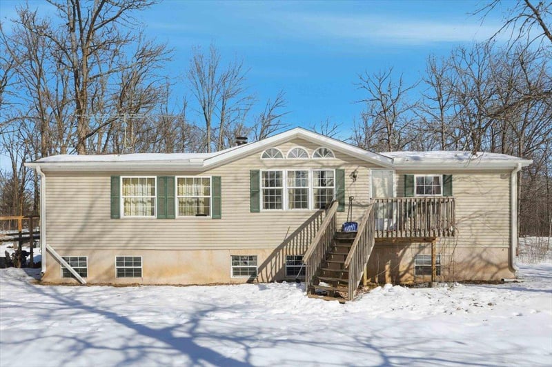 2704 Duck View Cir, Brook Park, MN 55007
