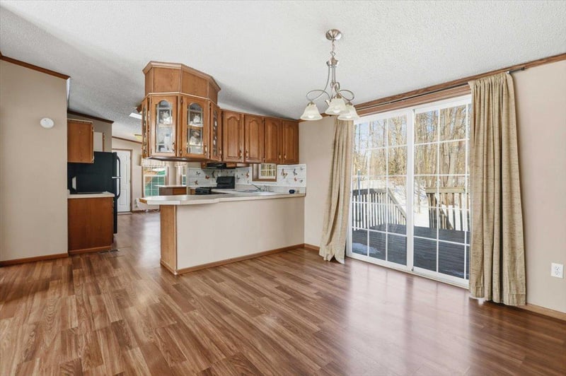 2704 Duck View Cir, Brook Park, MN 55007